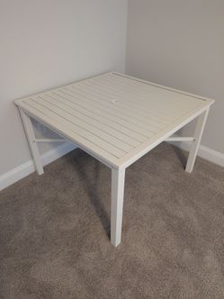Patio Umbrella Table