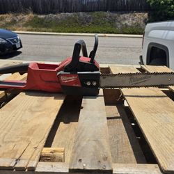 Milwaukee M18 Chainsaw 