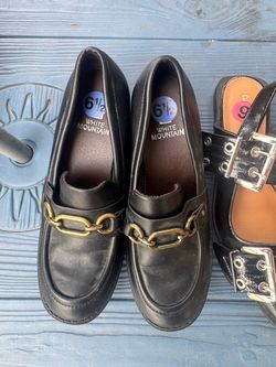 Women’s shoes