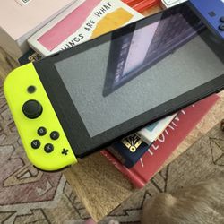 Nintendo Switch – Great Condition + Extras