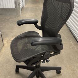 Herman Miller Aeron Fully Loaded Size (B)