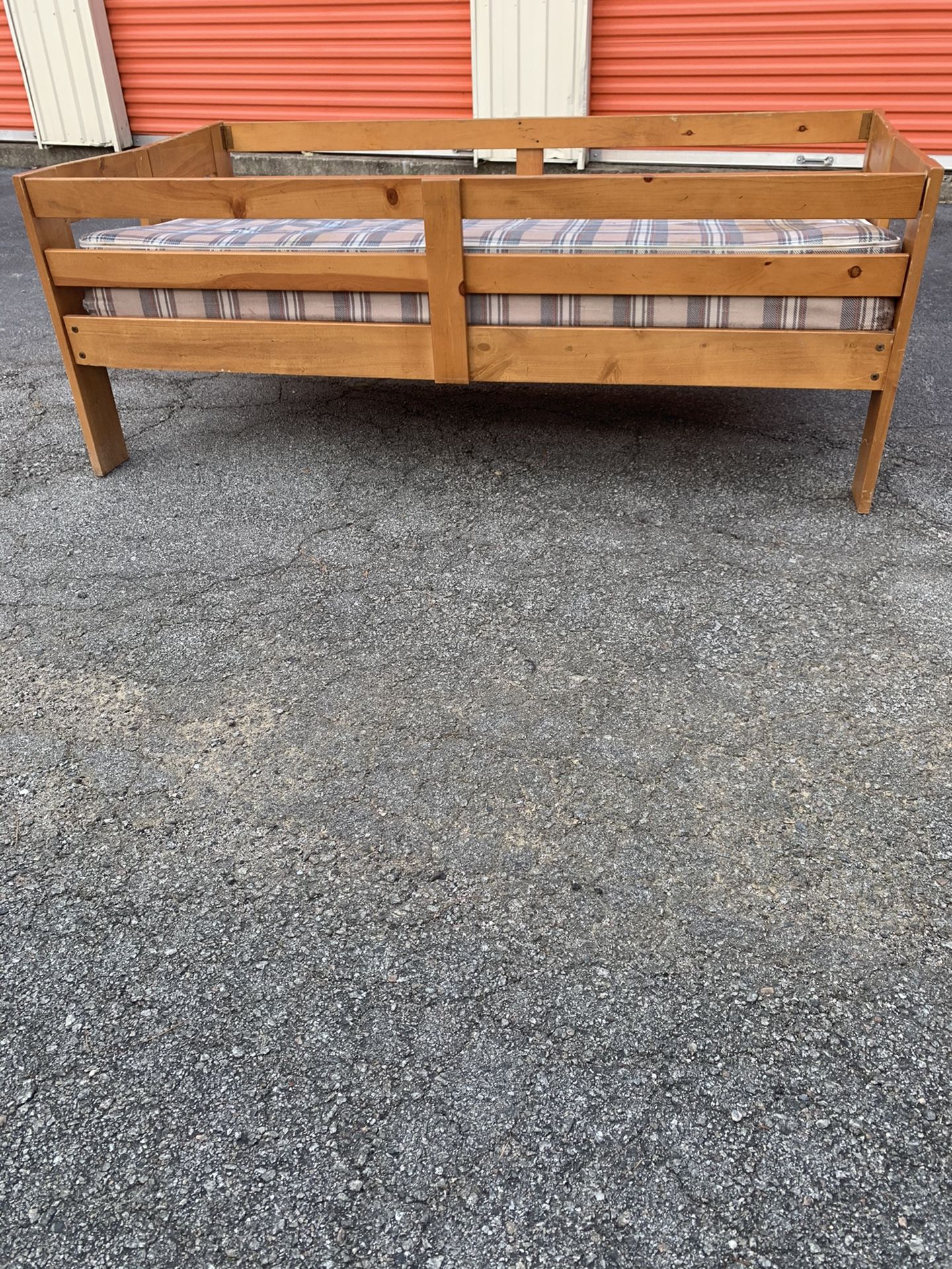 Twin bed and mattress