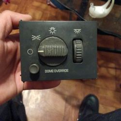 99-02 GMC Chevy Tahoe Yukon Light Switch 