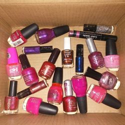 Fingernail Polish - 20 bottles