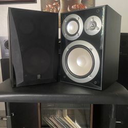 Mint Condition Yamaha NS-6490 3-Way Bookshelf Speakers – Clean Cabinets, Vintage Yamaha Sound | Only $119 