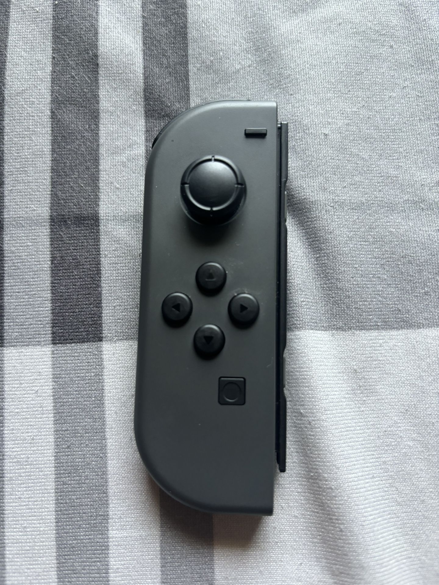 Nintendo Switch Gray left Joycon 