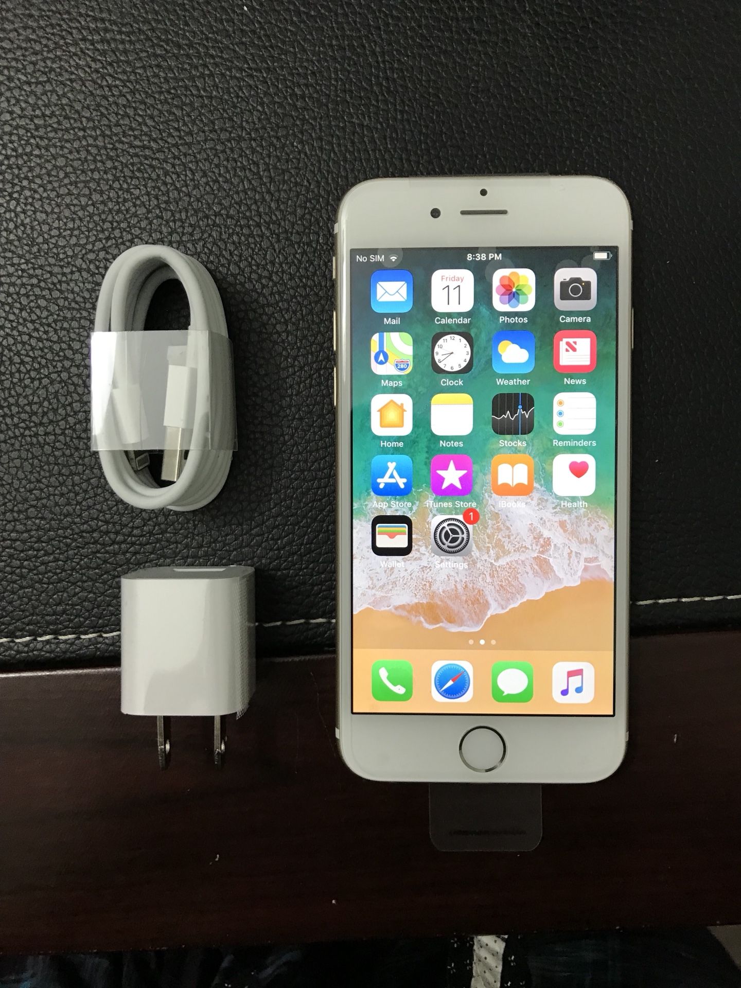 iPhone 6 - Like New - Unlocked for any company