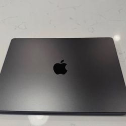 Macbook Pro M3 Pro