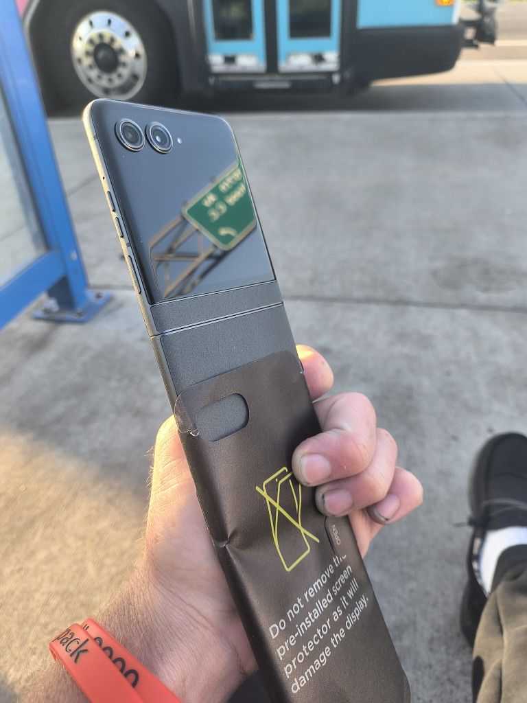 T-Mobile Razer 2024 Best Offer Takes It