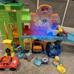 Little People Car Wash