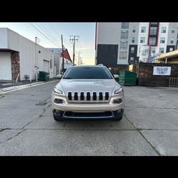Jeep Cherokee 