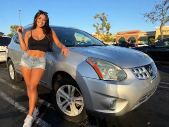 2016 Nissan Rogue Select