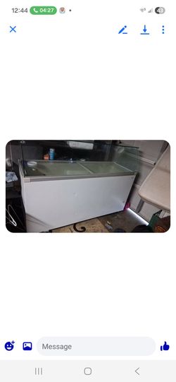 Commercial freezer for ice cream