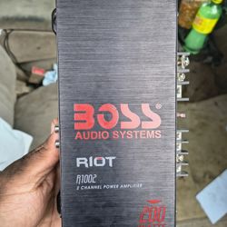 Boss 200w Amp