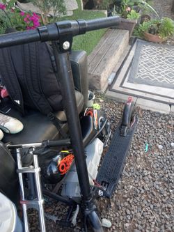 Electric scooter