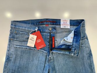 Lucky Brand 410 Athletic Straight Advanced Stretch Coolmax Jeans NEW