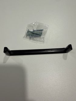 Cabinet handles