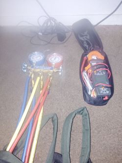 Charging manifold and HVAC digital clamp metrt
