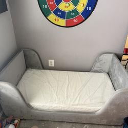Kids bed ages 4-7 