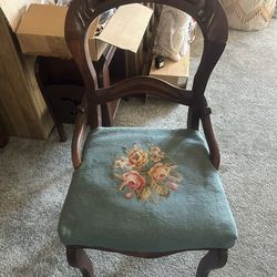 Antique Victorian Parlor Chair