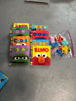 Darling Set Of Sesame Street Board Books And Characters