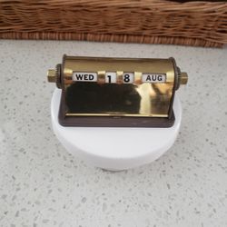 Antique Brass Desktop Perpetual Calendar 