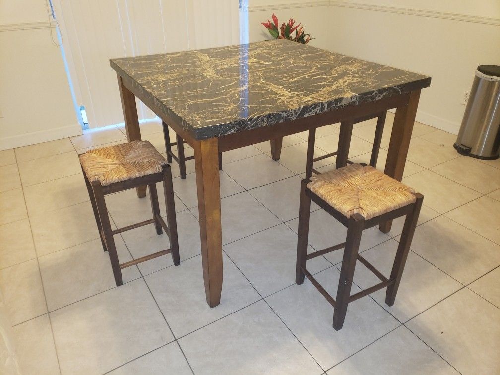 High kitchen table for sale