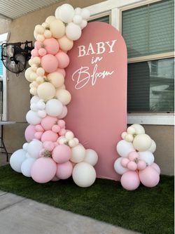 Balloon arch