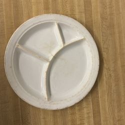 Divided ceramic dinner plate