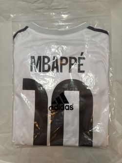 Real Madrid, Home jersey