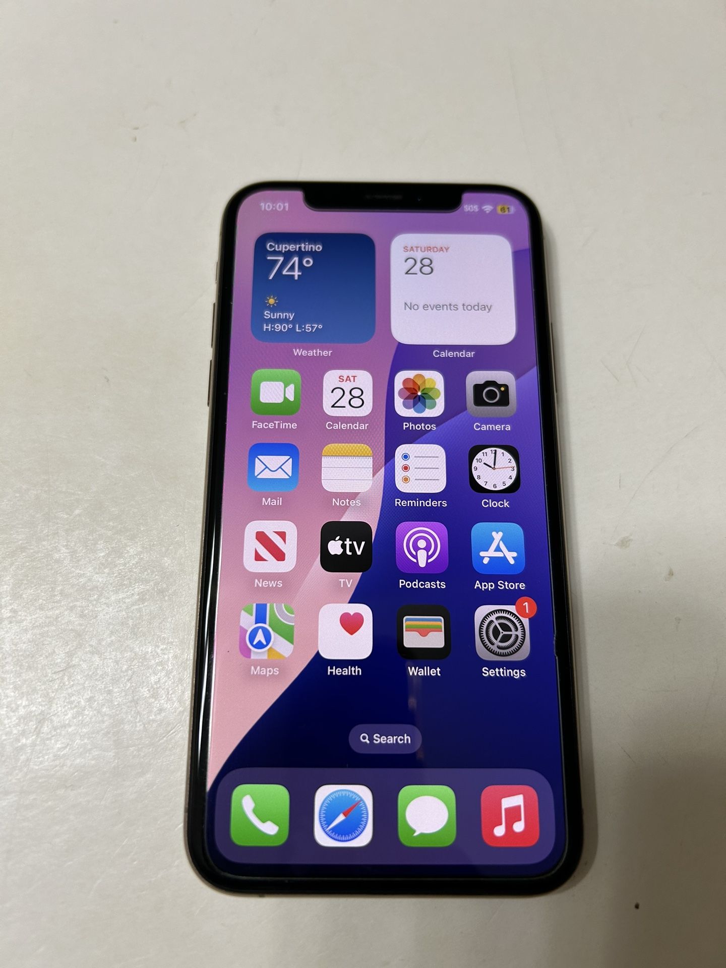 iPhone XS 64GB Factory Unlocked