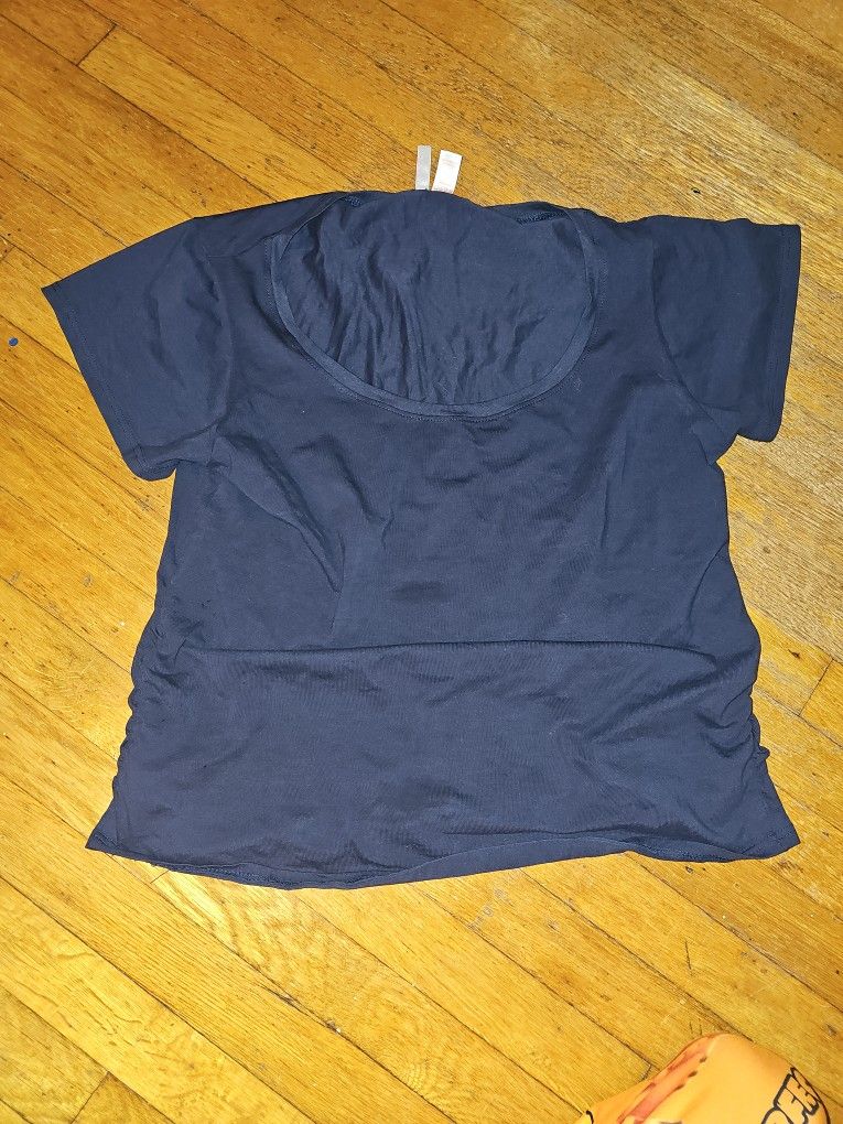 Extra Large Woman's Shirt