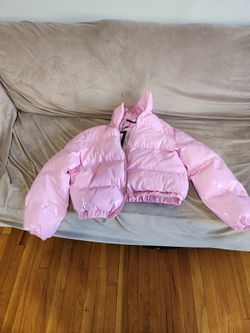 Women's jacket Prettylittlething Size 12. Chamarra De Mujer Talla 12.