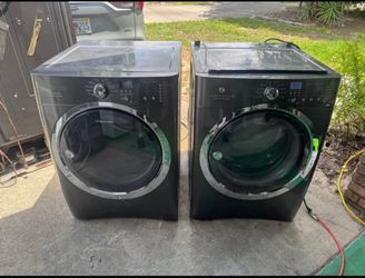 🔥 STACKABLE ELECTROLUX WASHER & DRYER SET – $550 🔥