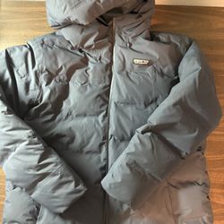 Patagonia Women’s Jackson Glacier Down Hooded Puffer Jacket 27951 XL  NWOT