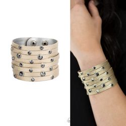 Go-Getter Glamorous - Multicolor Bracelet