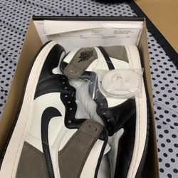 DS Air Jordan 1 Mocha Size 11