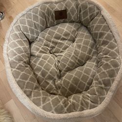 Dog Bed 