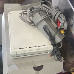 WII NINTENDO $30 OBO