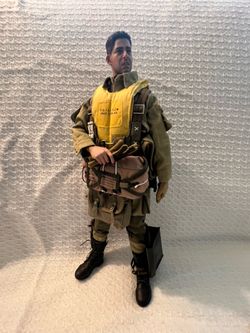 DiD Corp. Custom WWII Paratrooper 1/6 scale figure with accessories