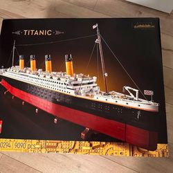 LEGO Icons: Titanic (10294)