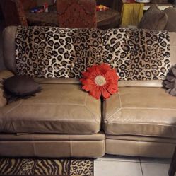 Electric Reclining  Sofa