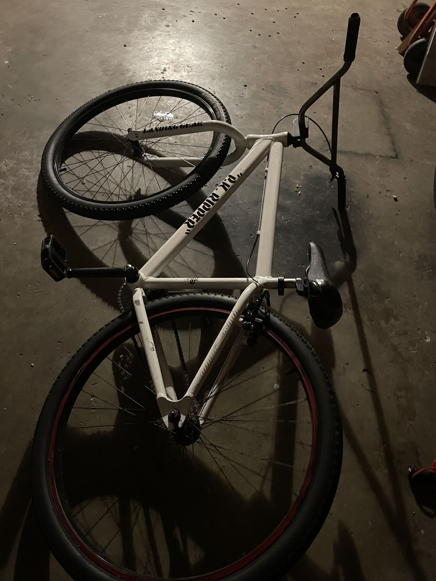 SE Bike , White