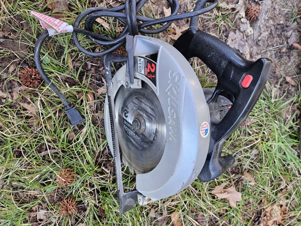 Skilsaw Chainsaw