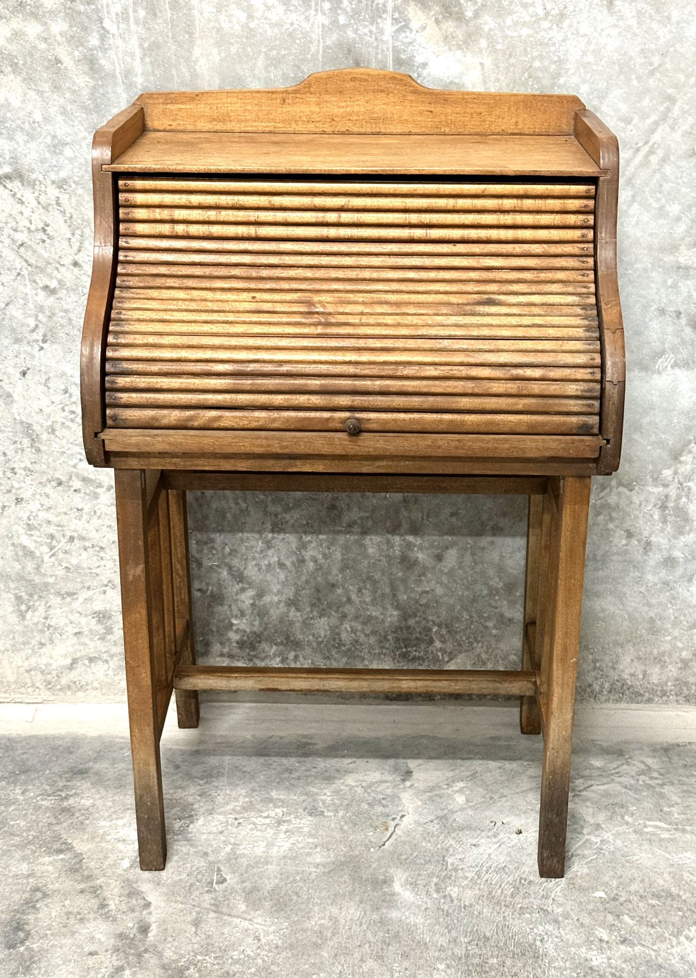 Vintage Wooden Roll-Top Secretary Desk with Slide-Out Writing Surface – 32.75” Tall