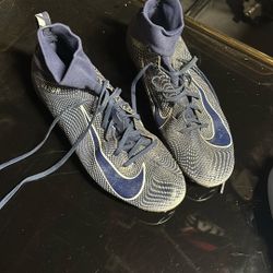 Cleats Size 8 Or 9 Men