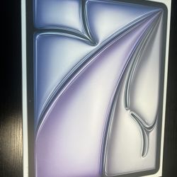Brand New APPLE iPad 13 Inch M3 Chip 256 GB