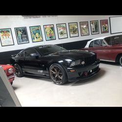 2006 Saleen Extreme  Top Of The Line  Super Rare 1 Of Only 37 .Beautiful And extremely Fast 550 Hp From Factory.Clean Title In Hand ,