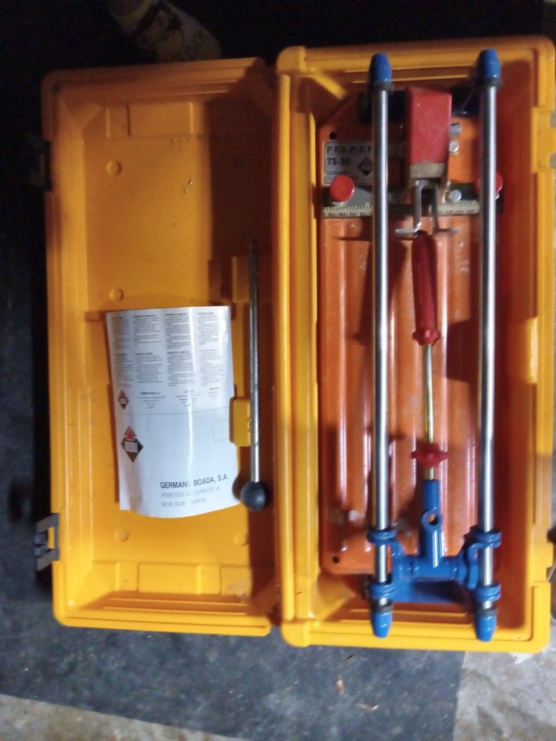 Tile Cutting Tool
