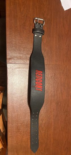 Redcon1 weight lifting belt